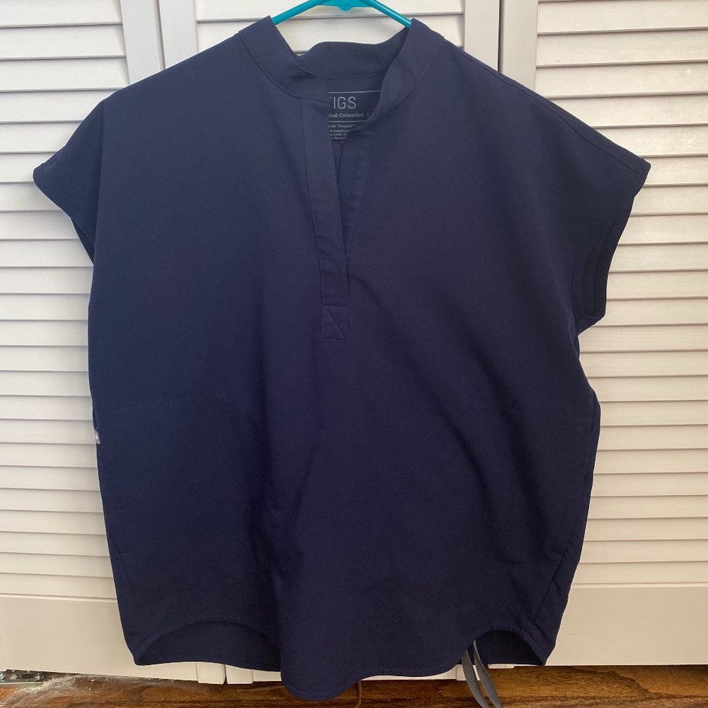 Figs Scrub Set! Navy Blue Rafaela XS top, zamora SP jogger bottoms